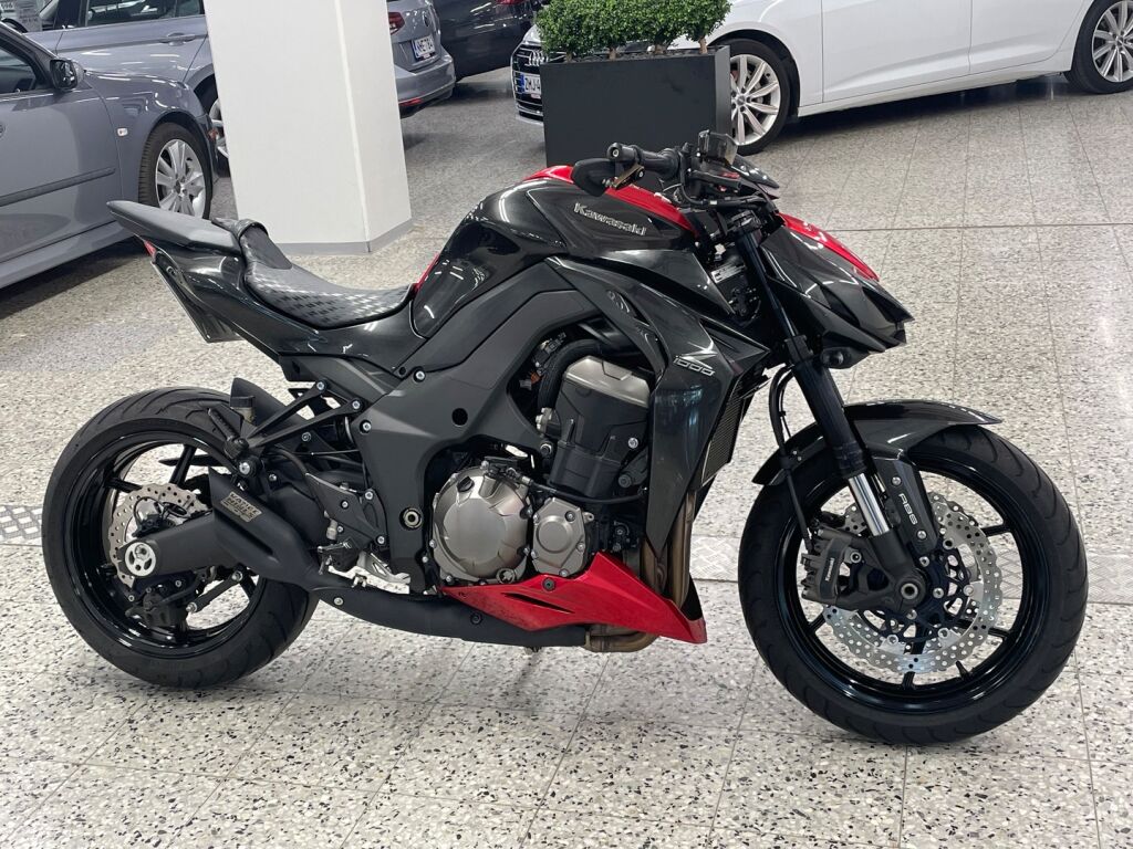 Kawasaki Z 2015 Harmaa