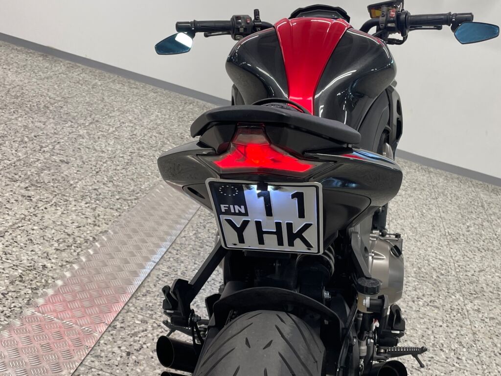 Kawasaki Z 2015 Harmaa