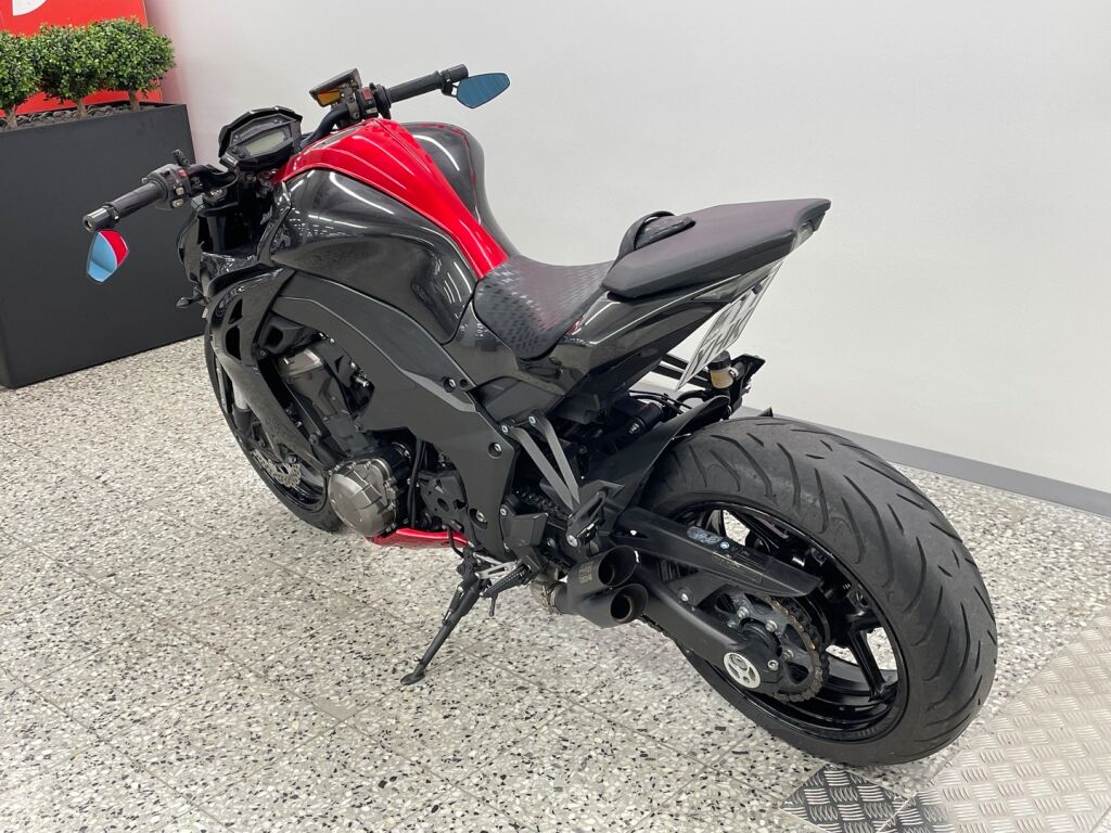 Kawasaki Z 2015 Harmaa