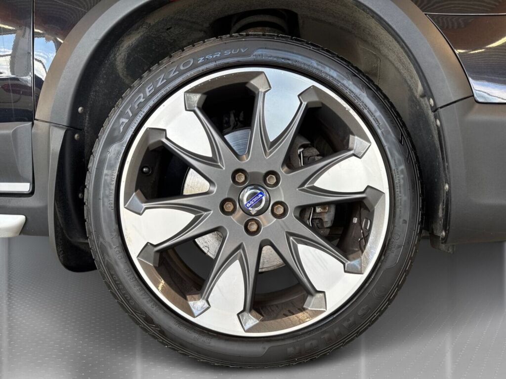 Volvo XC70 2015 Musta