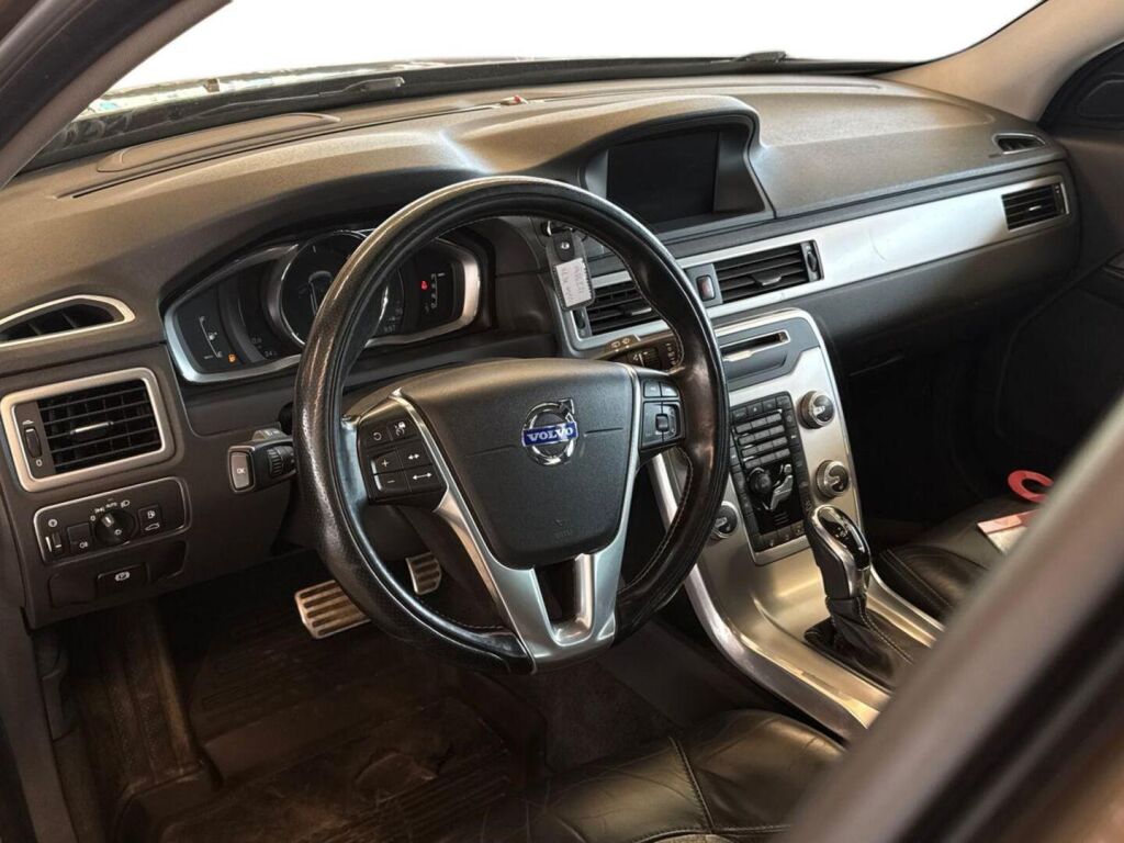 Volvo XC70 2015 Pronssi