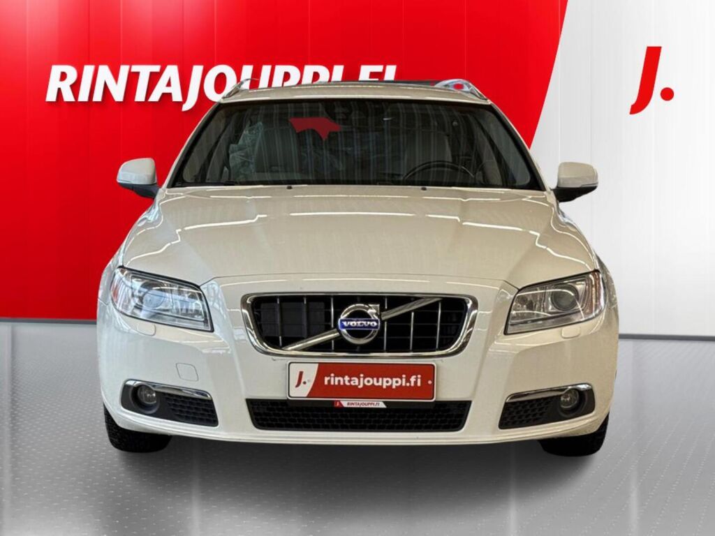 Volvo V70 2012 Valkoinen