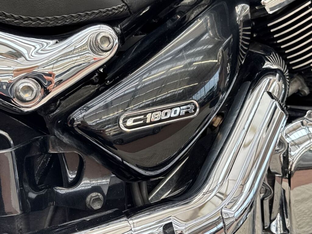 Suzuki INTRUDER 2010 SM V 52