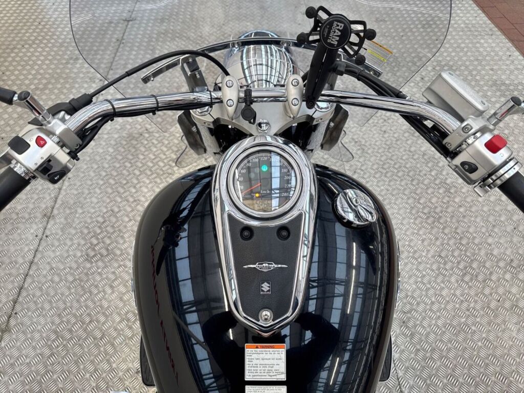 Suzuki INTRUDER 2010 SM V 52