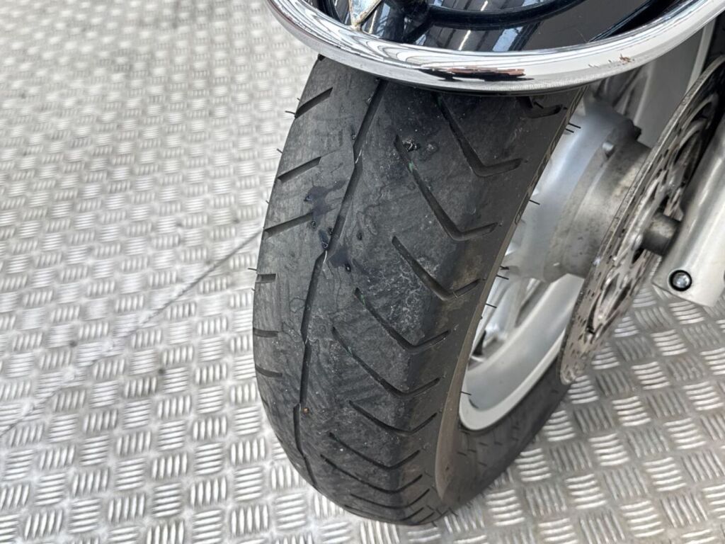Suzuki INTRUDER 2010 SM V 52
