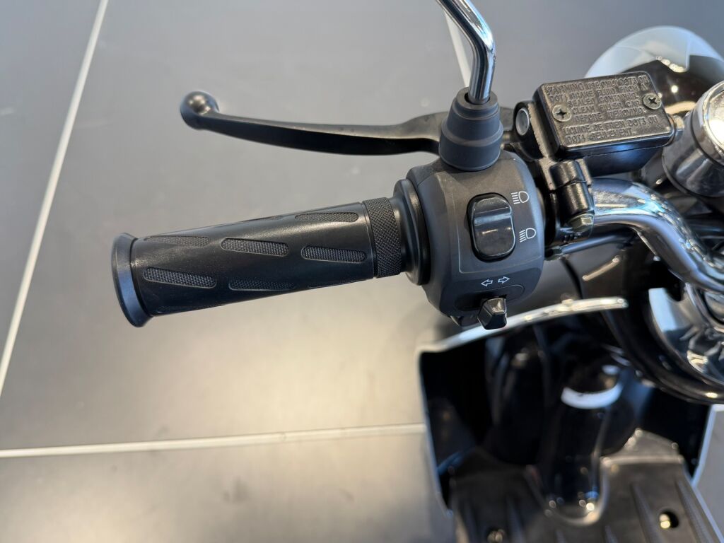 Nioki Classic Rider 2024 Musta