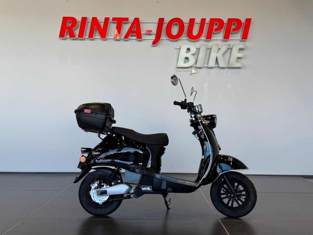 Nioki Classic Rider 2024 Musta