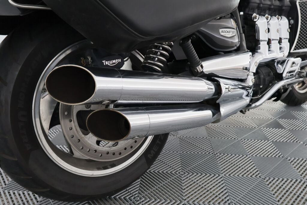 Triumph ROCKET III 2010 Musta