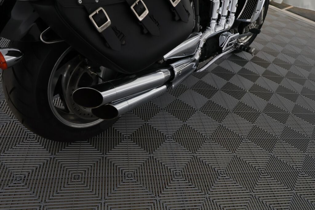 Triumph ROCKET III 2010 Musta