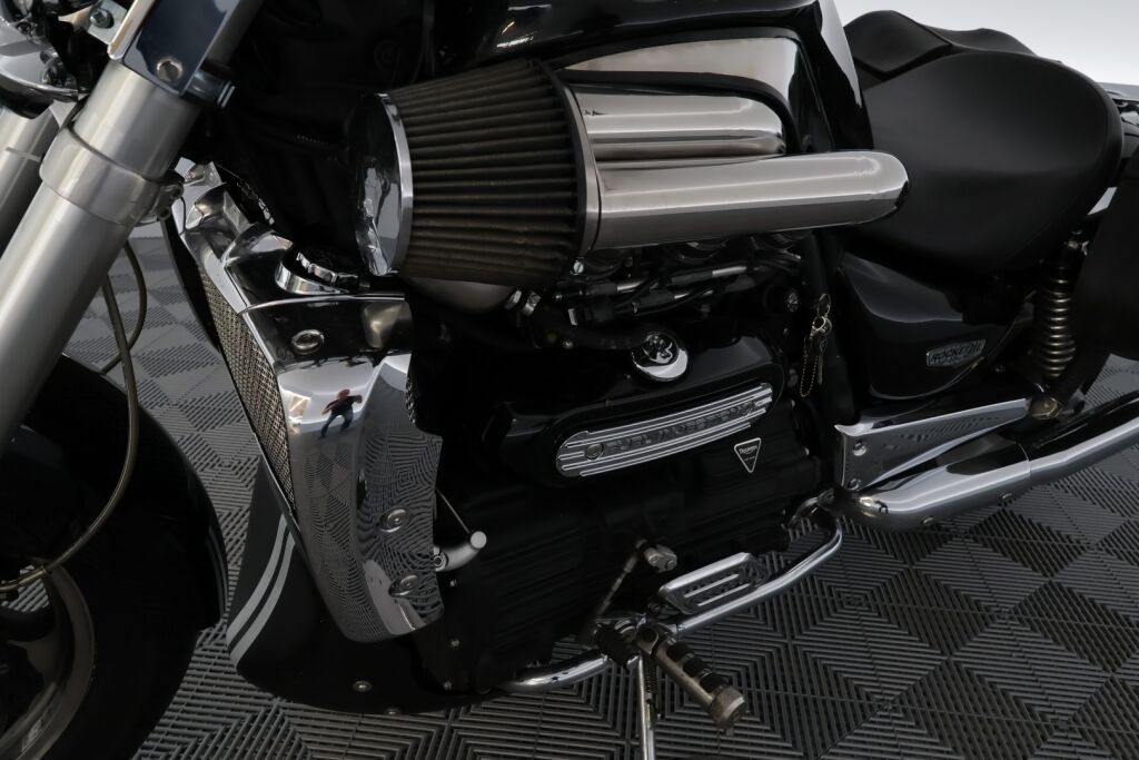 Triumph ROCKET III 2010 Musta