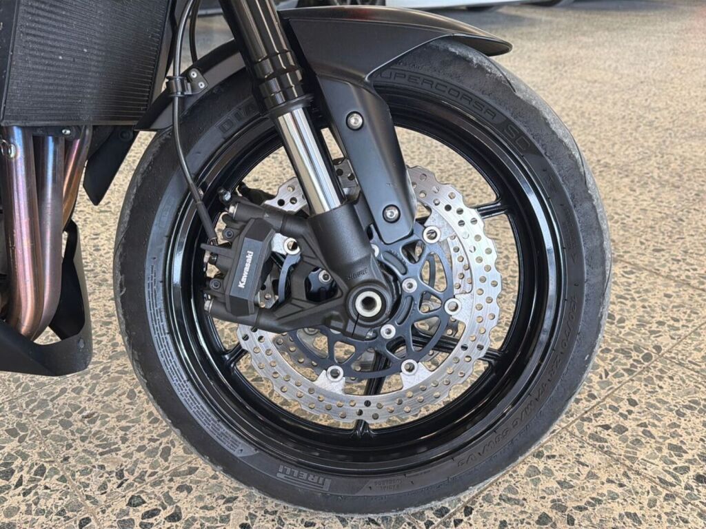 Kawasaki Z 2016 Oranssi