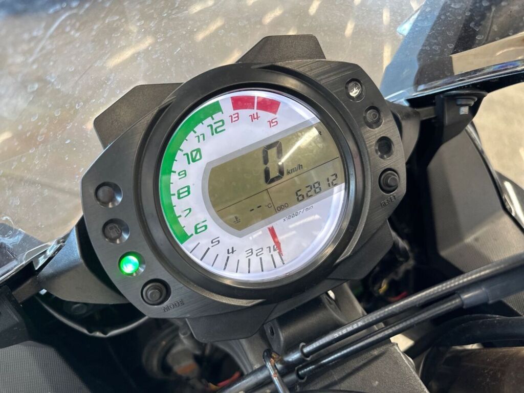 Kawasaki NINJA 2013 Musta
