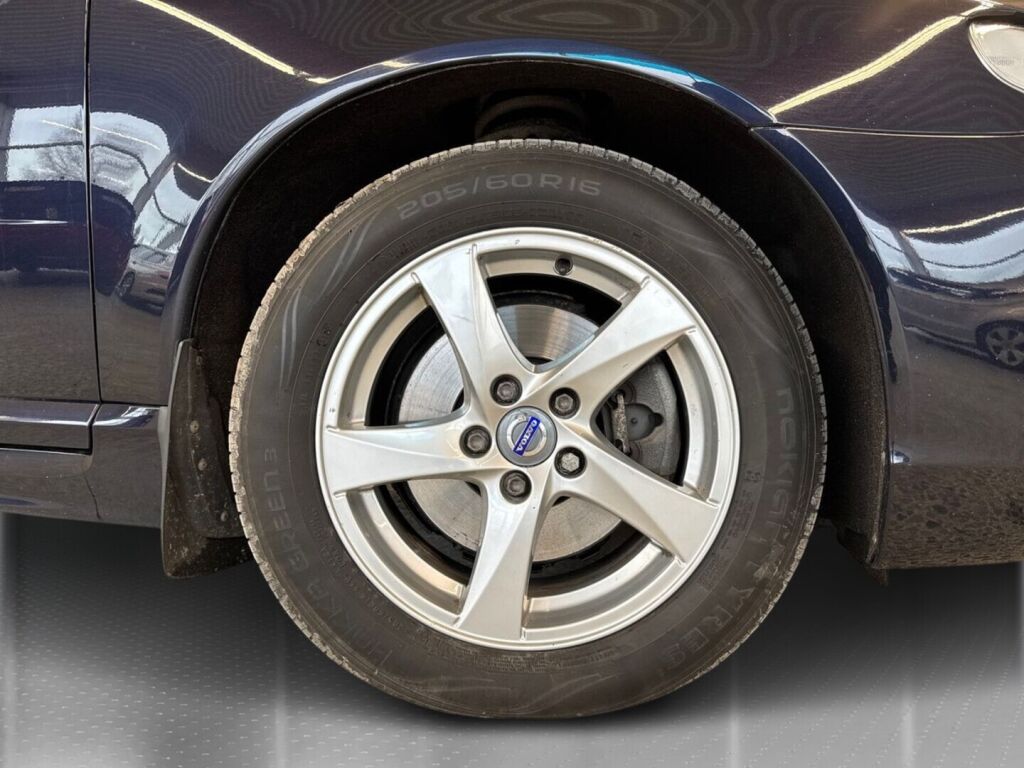 Volvo V70 2016 Sininen