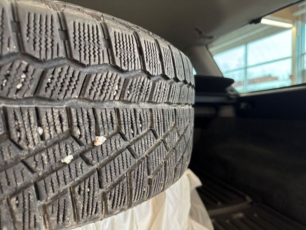 Volvo V70 2016 Sininen