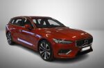 Volvo V60 2019 Punainen