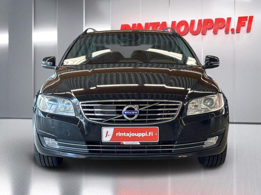 Volvo V70 2016 Musta
