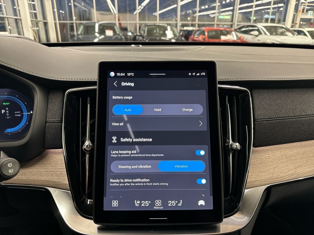 Volvo XC90 2025 Metalli harmaa