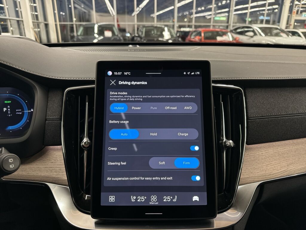 Volvo XC90 2025 Metalli harmaa