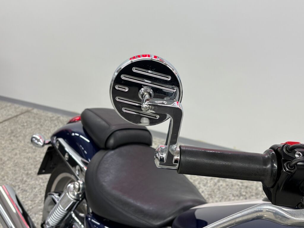 Triumph Thunderbird 2010 moniväri