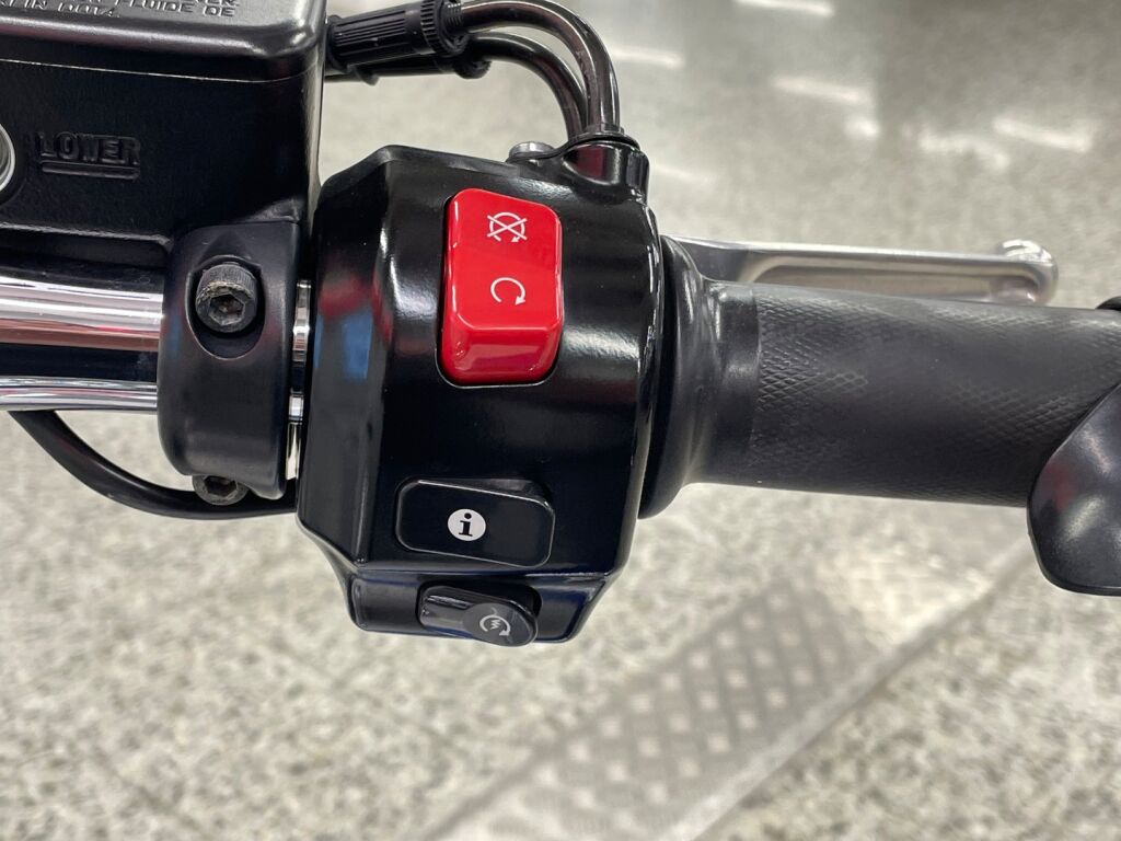 Triumph THUNDERBIRD 2016 