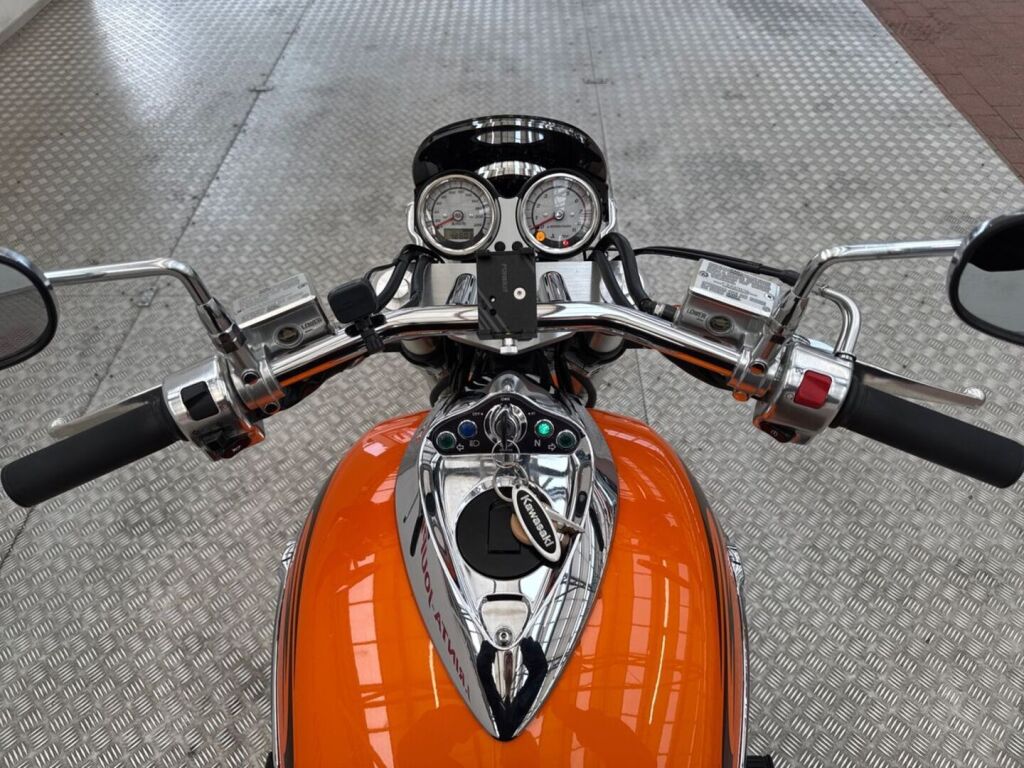 Kawasaki VN 2004 