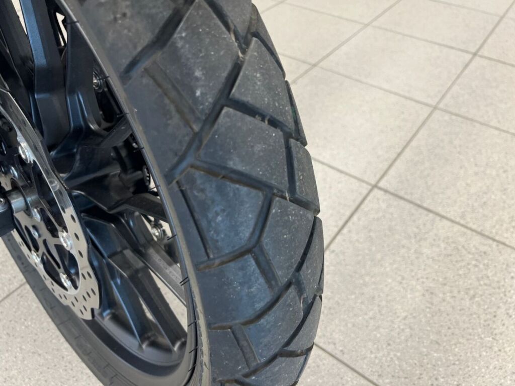 Honda CB 2024 