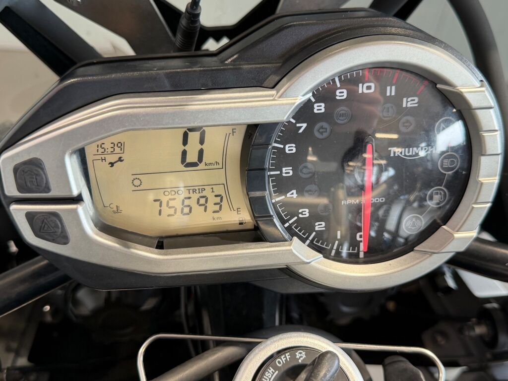 Triumph TIGER 2012 Harmaa