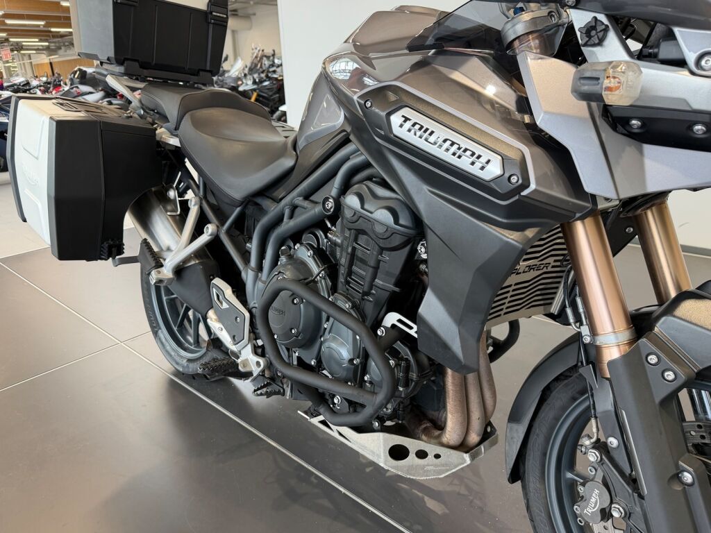 Triumph TIGER 2012 Harmaa