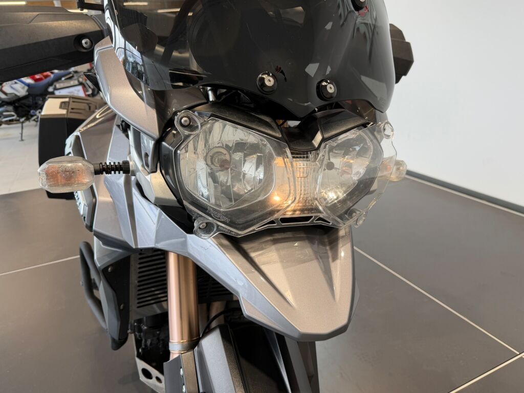 Triumph TIGER 2012 Harmaa