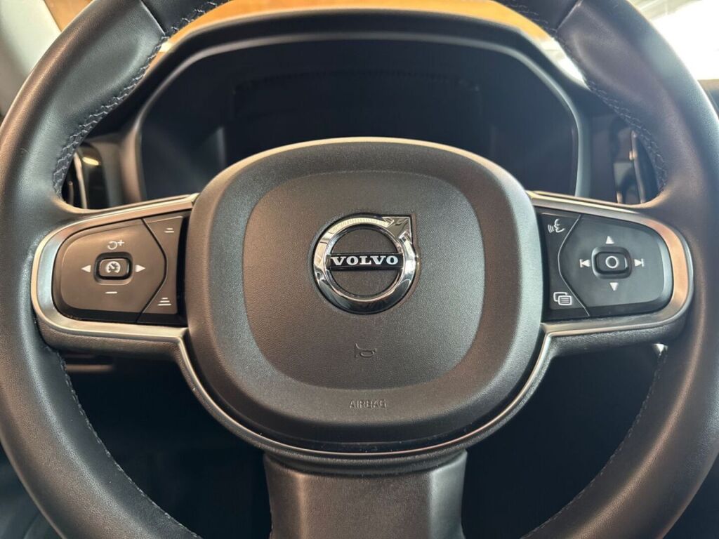 Volvo V60 2023 Valkoinen