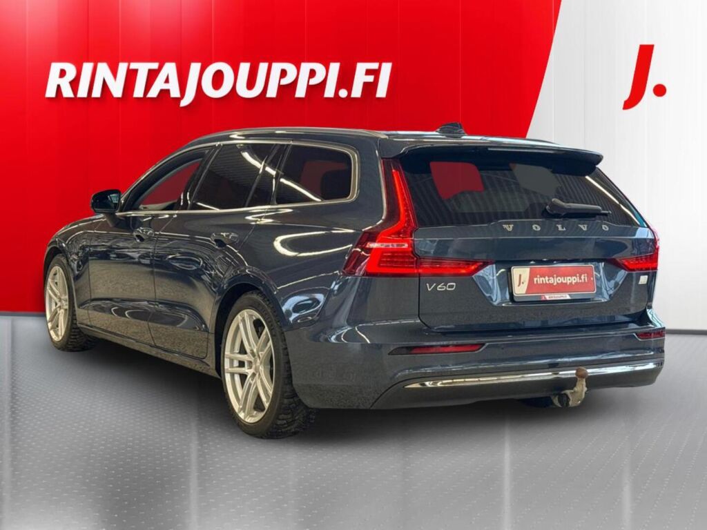 Volvo V60 2023 Sininen