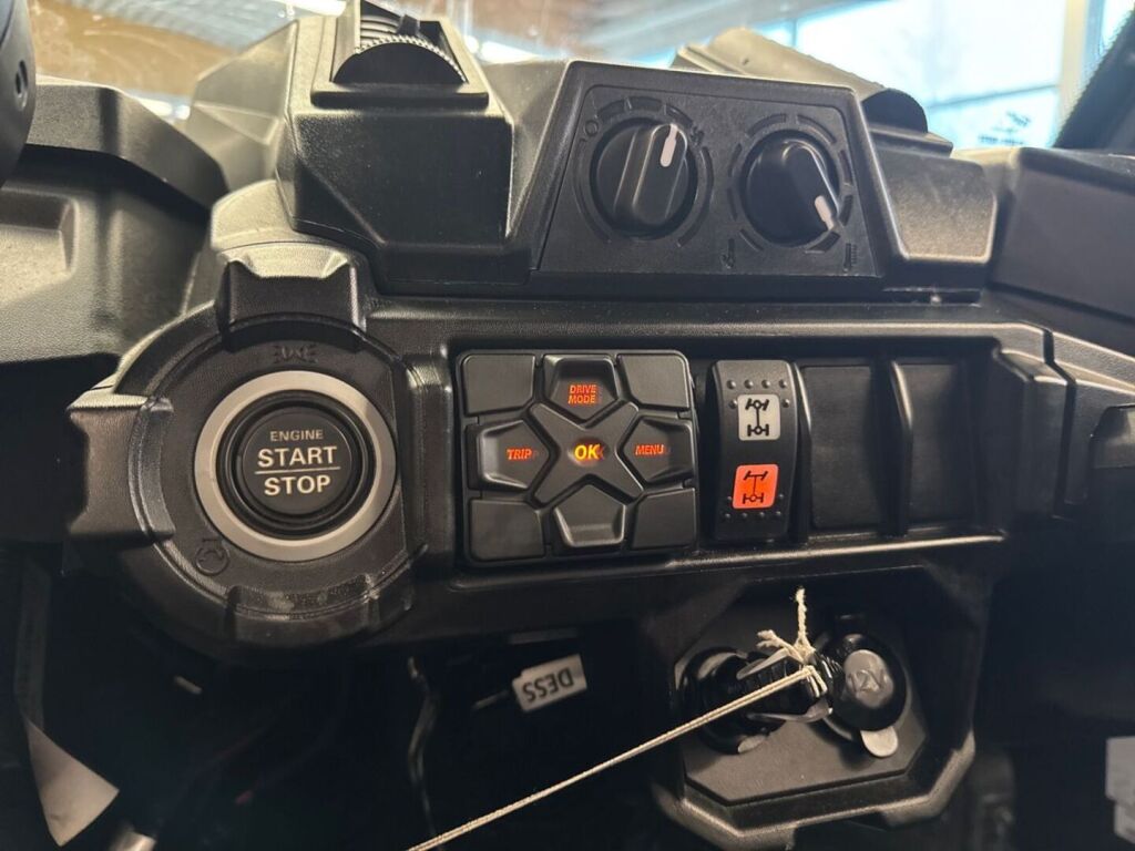 Can-am Maverick 2025 