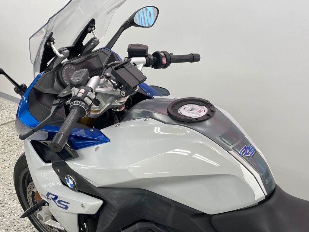 BMW R 2017 Valkoinen