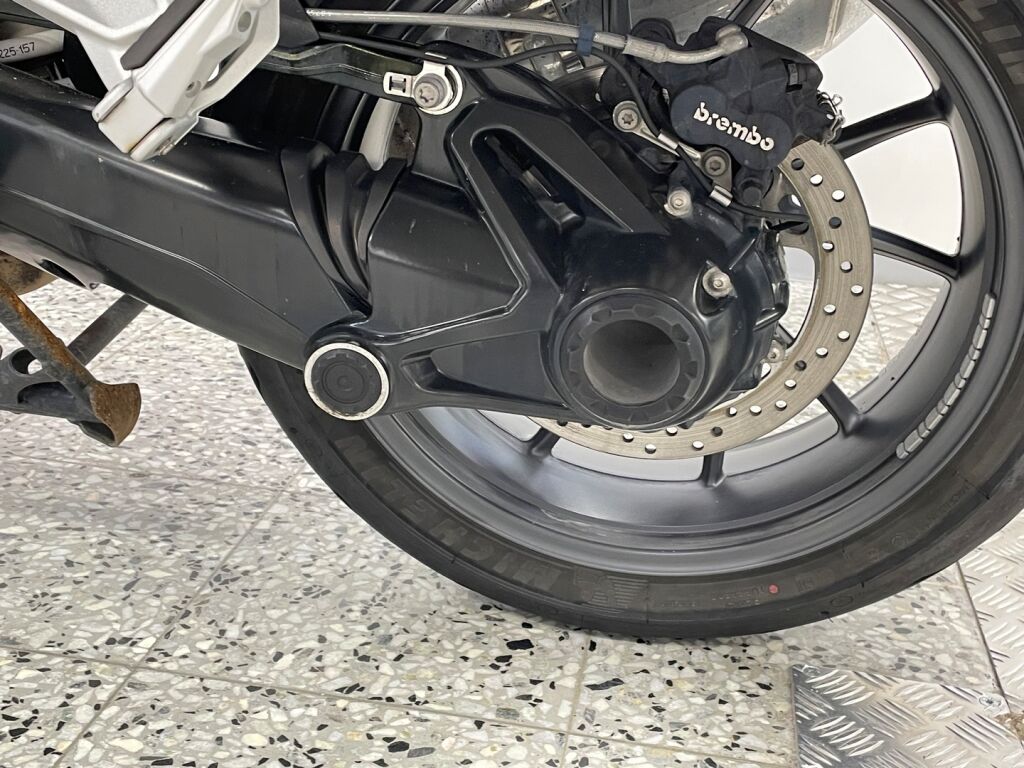 BMW R 2017 Valkoinen