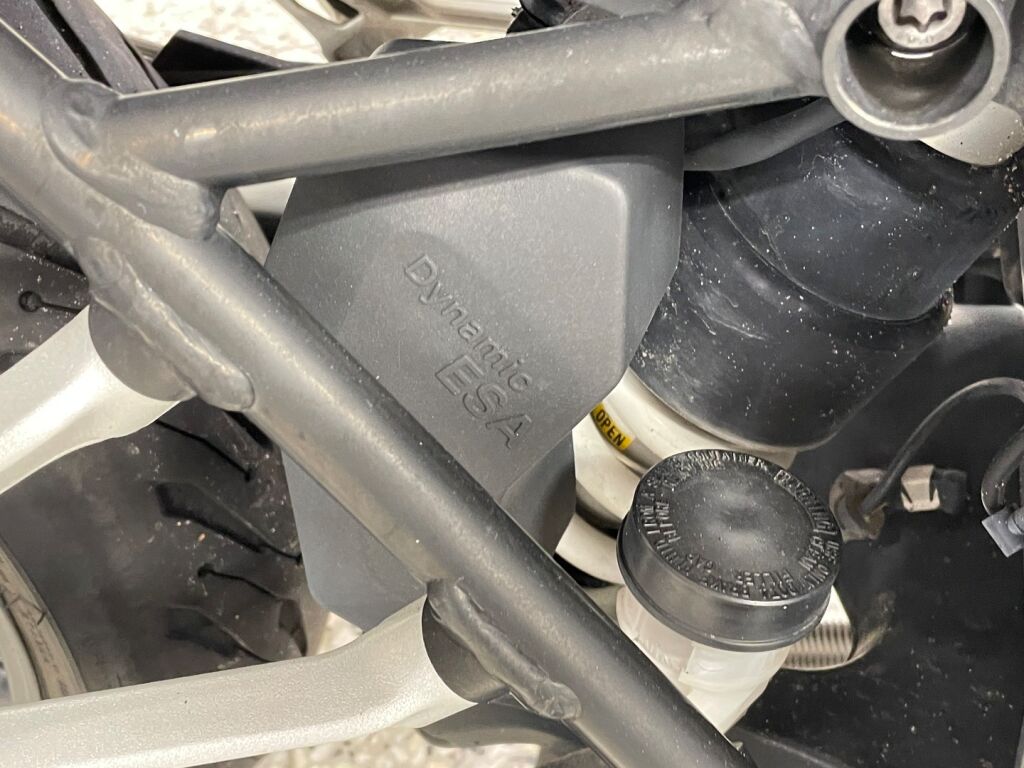 BMW R 2017 Valkoinen