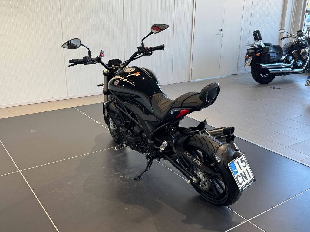 Benelli 502 CRUISER 2024 