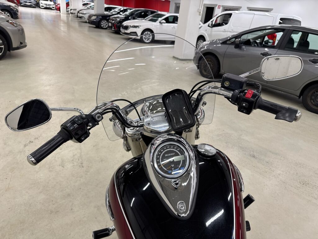 Triumph THUNDERBIRD 2014 