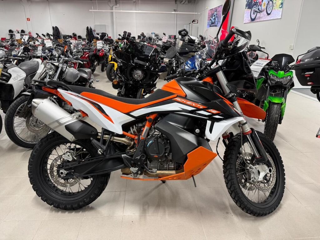Ktm 890 2021 