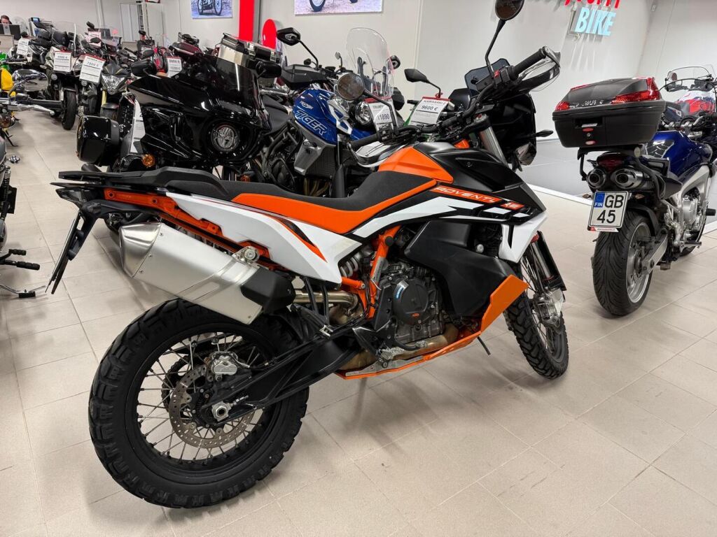 Ktm 890 2021 