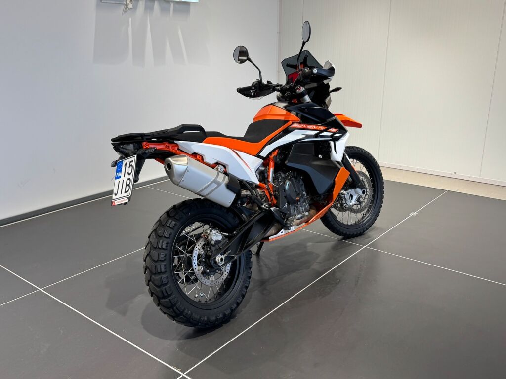 Ktm 890 2021 