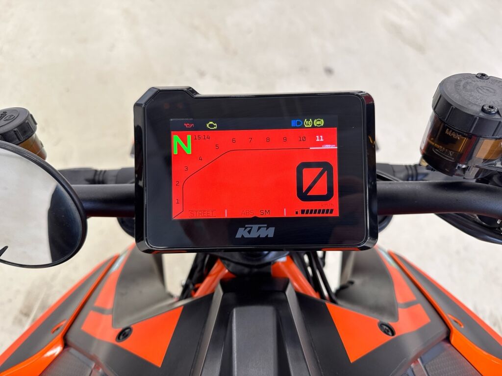 Ktm 1290 2023 
