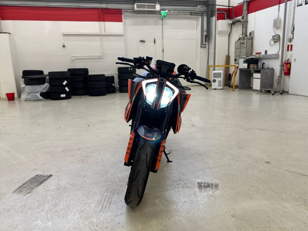 Ktm 1290 2023 