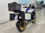 BMW R 2021 moniväri