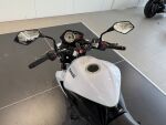 Kawasaki Z 2011 9