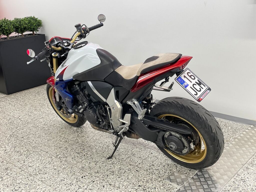 Honda CB 2011 