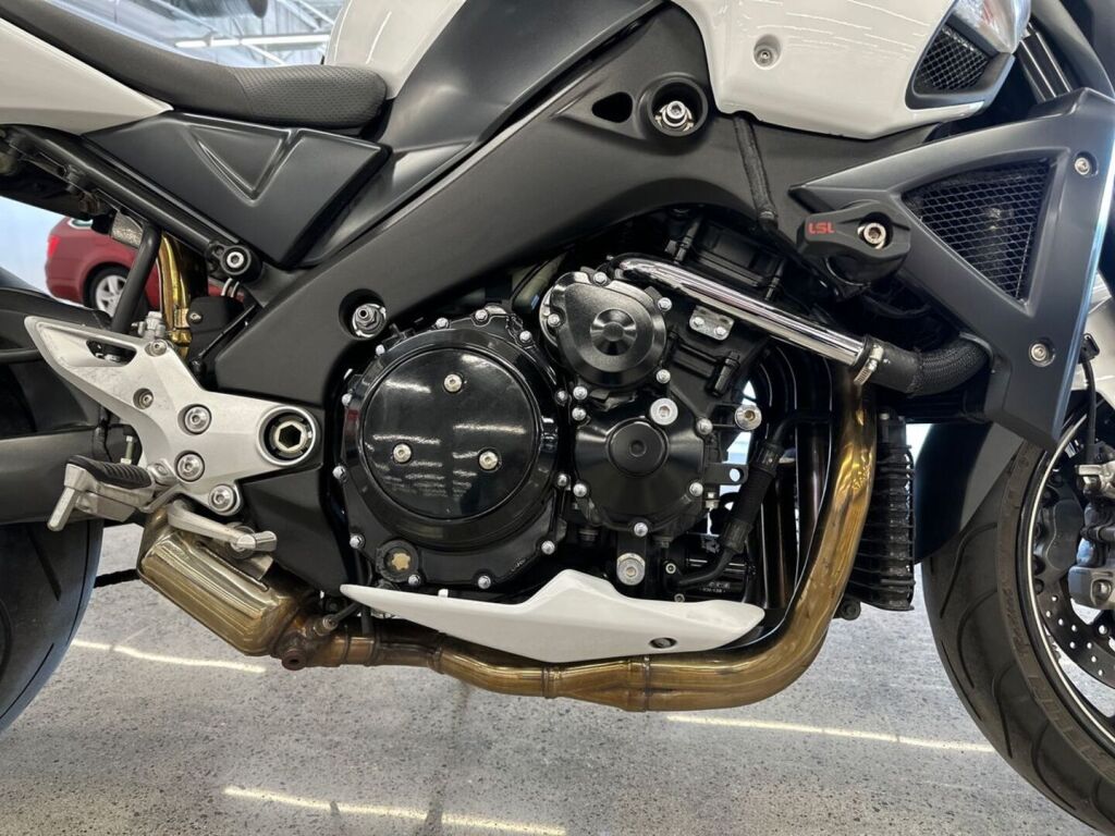 Suzuki GSX 2010 9