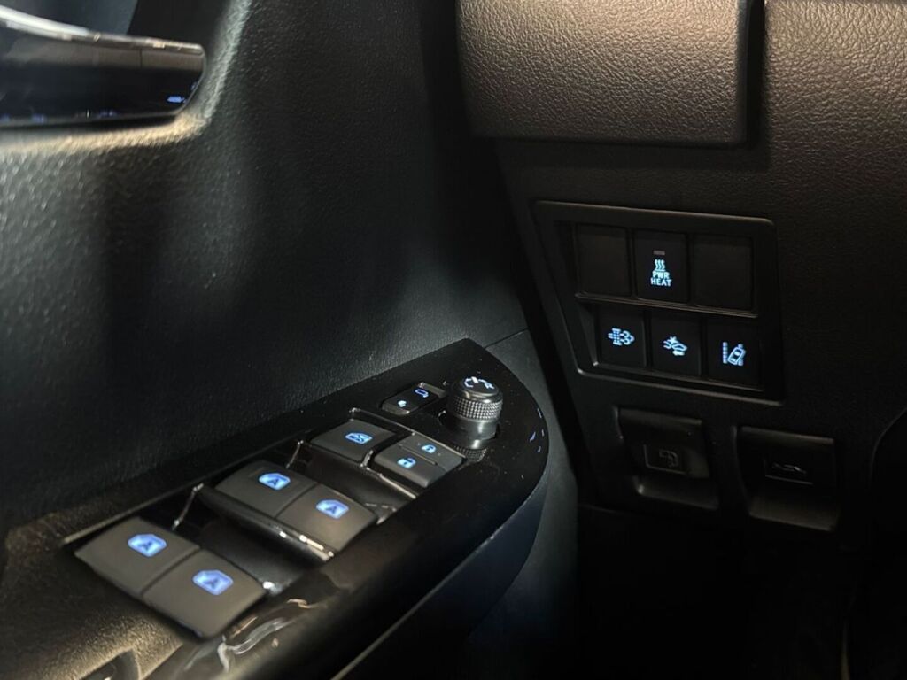 Toyota Hilux 2019 Valkoinen