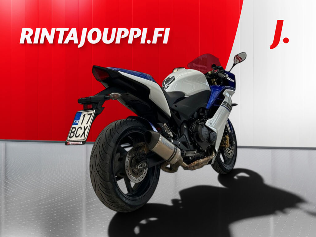 Honda CBR 2012 6