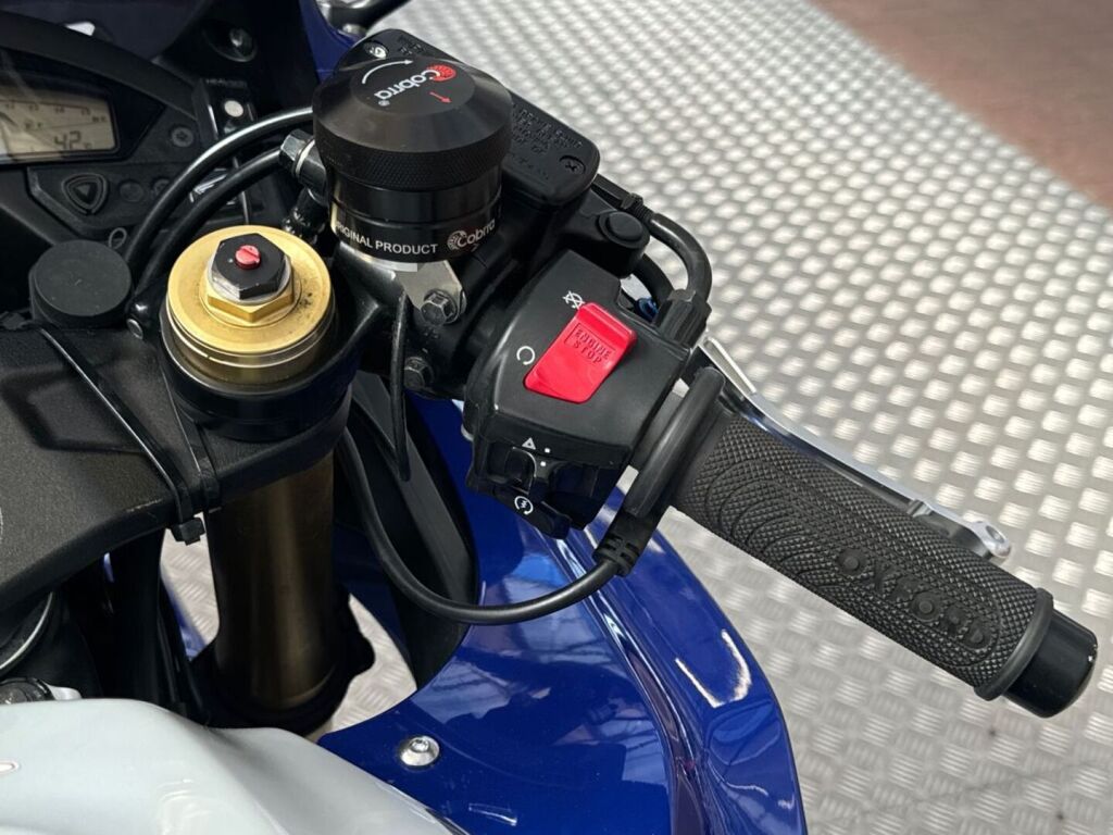 Honda CBR 2012 6