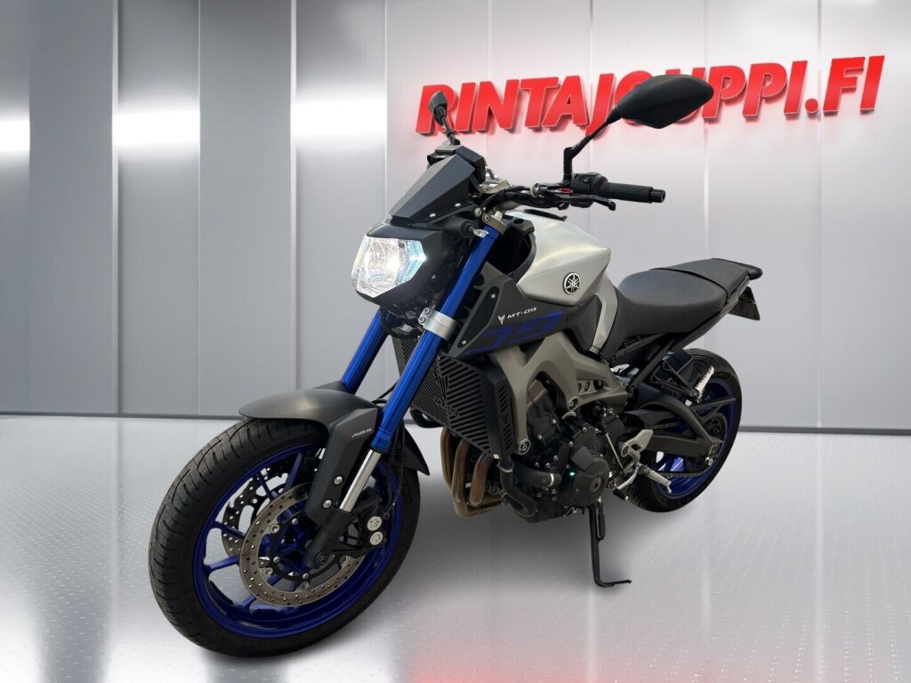 Yamaha MT-09 2016 VL O 14